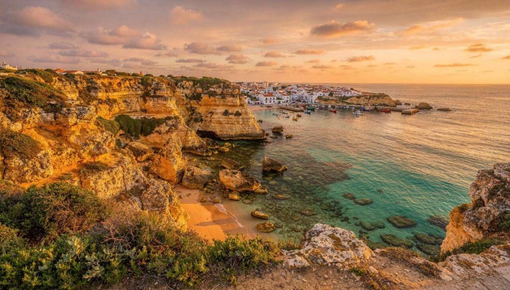 Activités incontournables en Algarve : explorez le Portugal autrement
