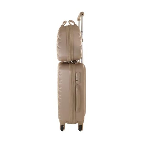 Découvrez notre test complet du set de bagages doré Camomilla avec trolley et vanity case. Design élégant, qualité premium et praticité : l'avis d'expert.