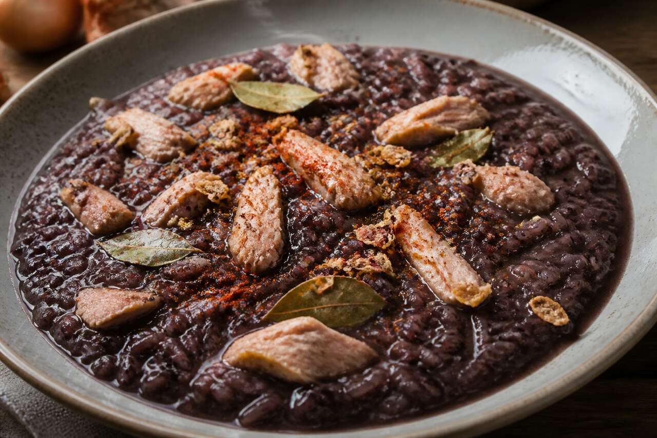Découvrez la recette authentique du riz au sang portugais