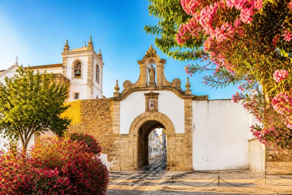 Visiter Faro et ses environs : que voir absolument ?