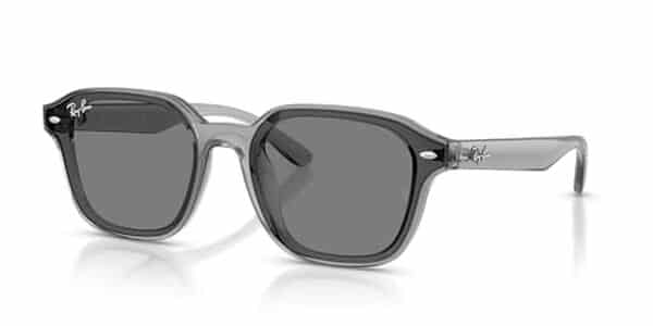 Découvrez notre test complet des Ray-Ban RB4458D 65 mm : design tendance, qualité optique et confort. Avis détaillé et conseils d'achat pour ces lunettes de soleil incontournables.
