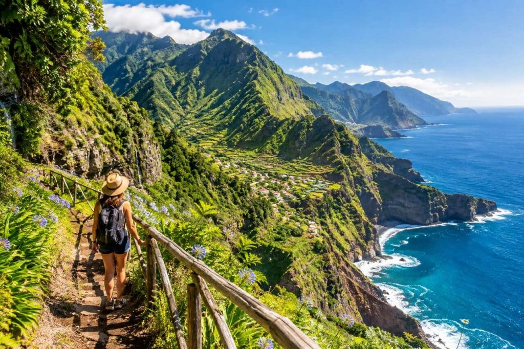 Visiter Madère en 5 jours : guide complet pour un séjour inoubliable
