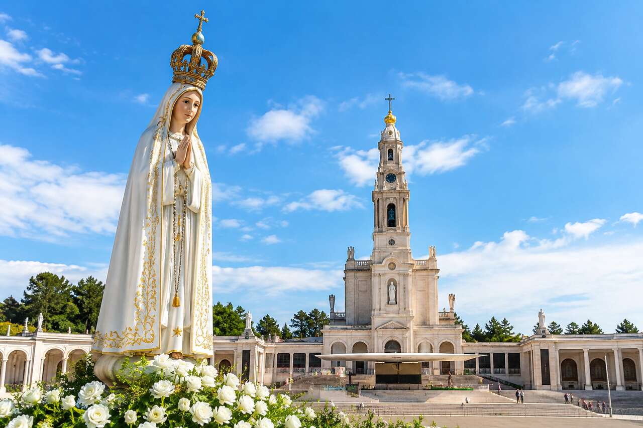 Découvrez la mystérieuse statue de Fátima au Portugal